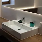 Novopolska - I Restauracja 3*