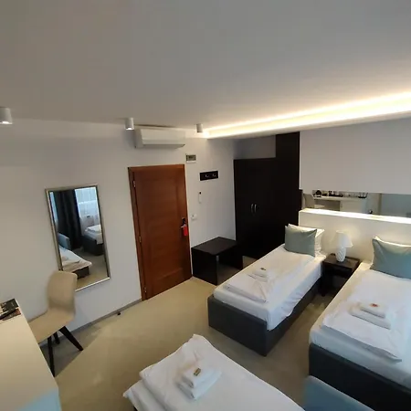 Hotel Novopolska - I Restauracja