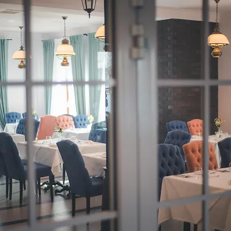 Novopolska - I Restauracja Ξενοδοχείο 3*