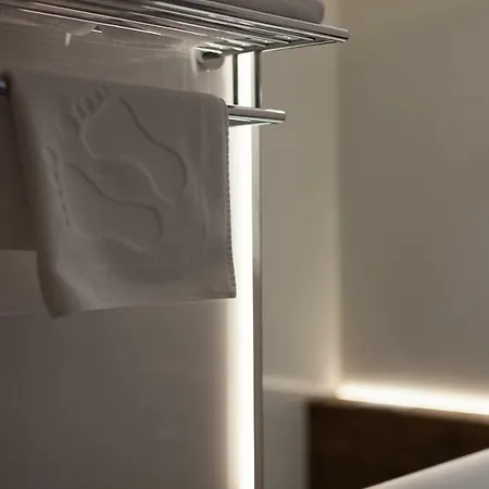 Novopolska - I Restauracja 호텔 3*