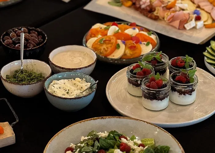 Novopolska - I Restauracja 3*