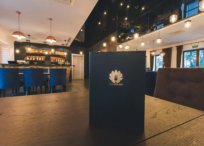 Novopolska - I Restauracja 3*