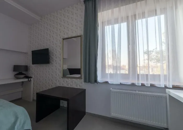 Novopolska - I Restauracja Hotel