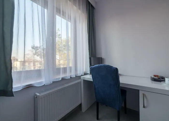 Novopolska - I Restauracja 3*