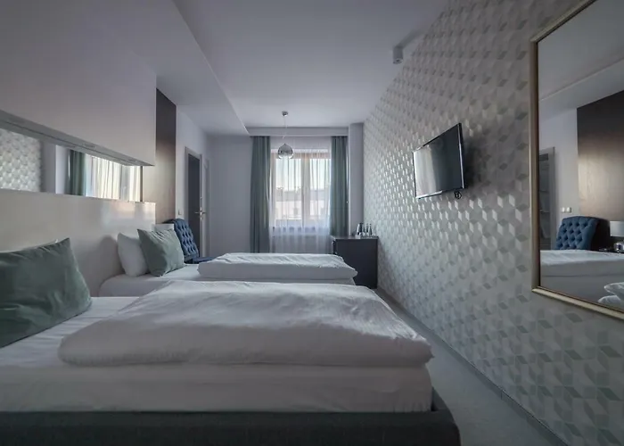 Novopolska - I Restauracja Hotel Koscian