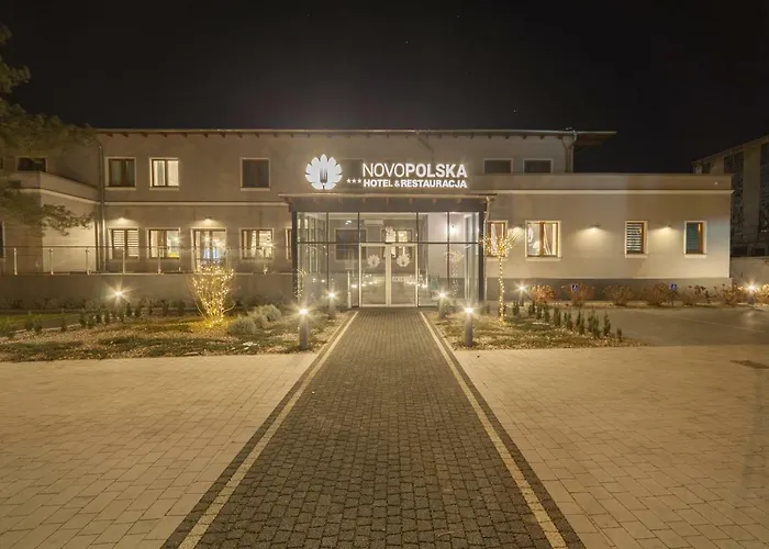 ホテル Novopolska - I Restauracja